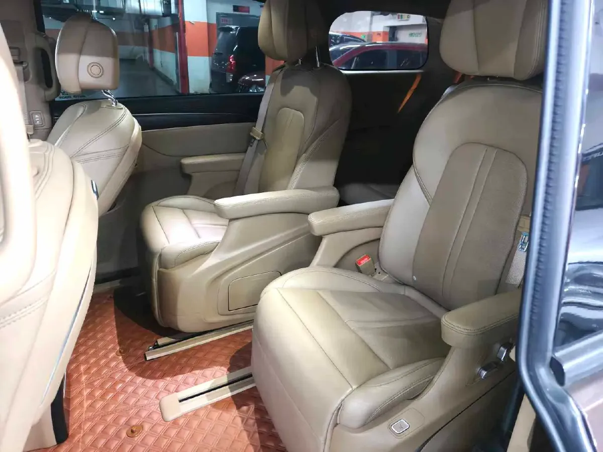 2021 Buick GL8 2.0T 237HP L4 9AT,autocango,china used car exporter,china ev exporter,chinese used car exporter,chinese used ev exporter