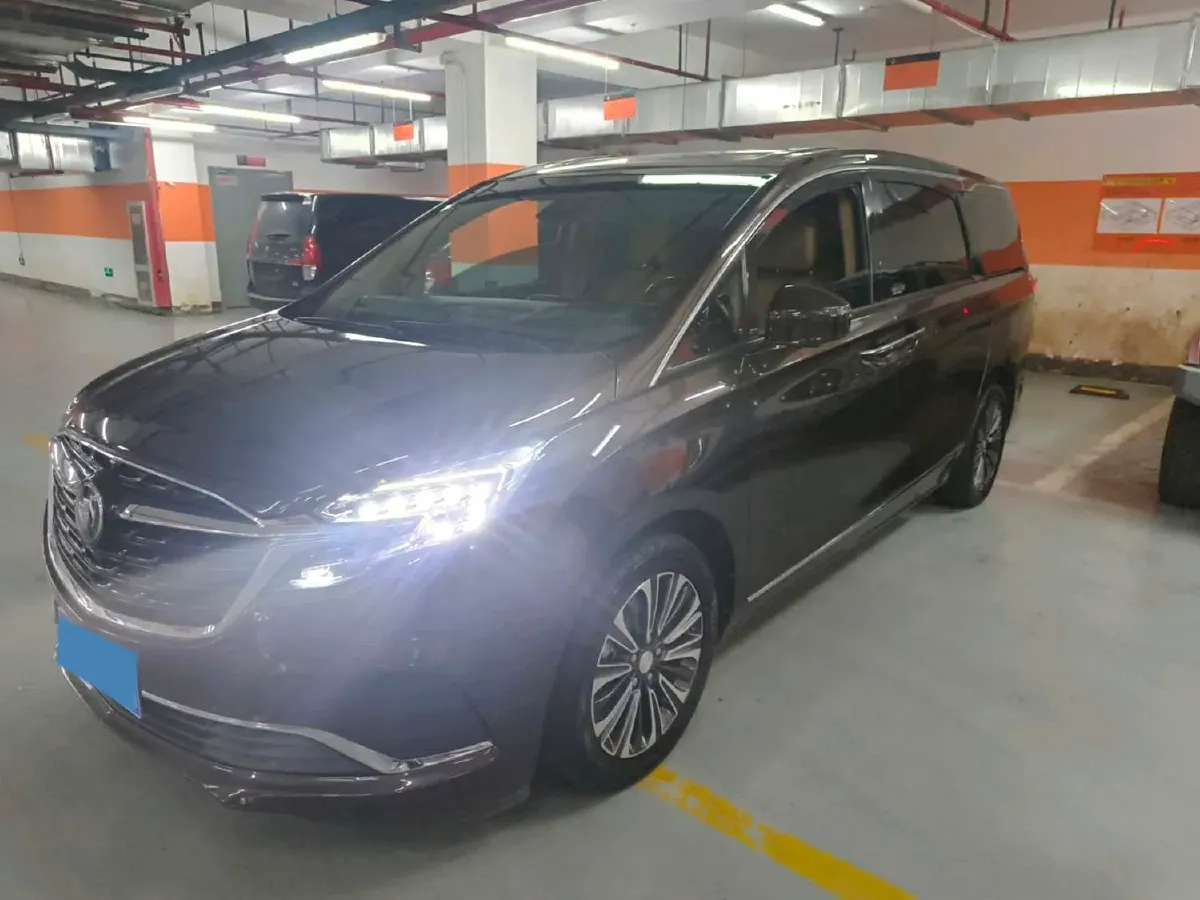 2021 Buick GL8 2.0T 237HP L4 9AT,autocango,china used car exporter,china ev exporter,chinese used car exporter,chinese used ev exporter