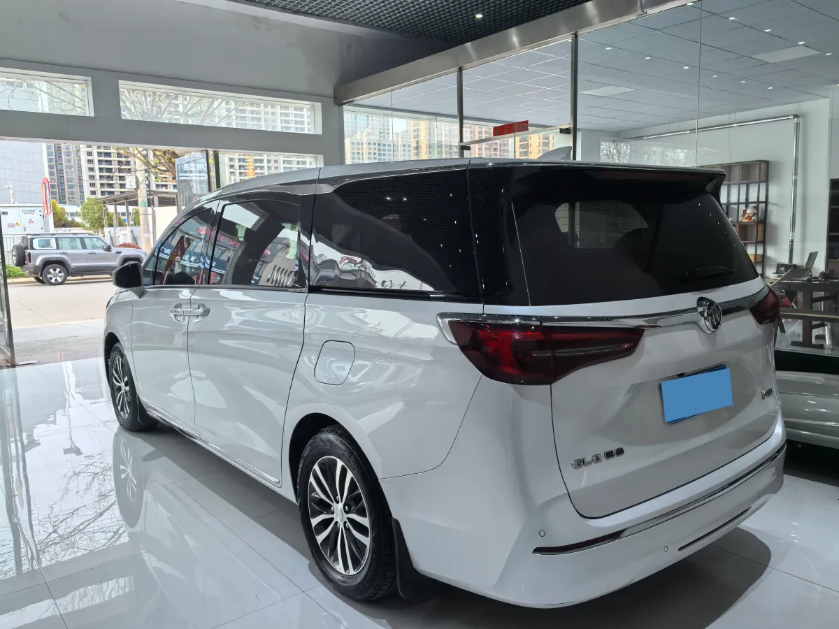 2023 Buick GL8 2.0T 237HP L4 9AT,autocango,china used car exporter,china ev exporter,chinese used car exporter,chinese used ev exporter