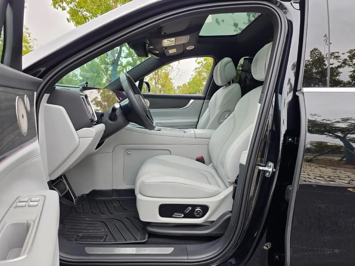 2024 HIMA AITO M9 1.5T 152HP L4 REEV 52KWH,autocango,china used car exporter,china ev exporter,chinese used car exporter,chinese used ev exporter