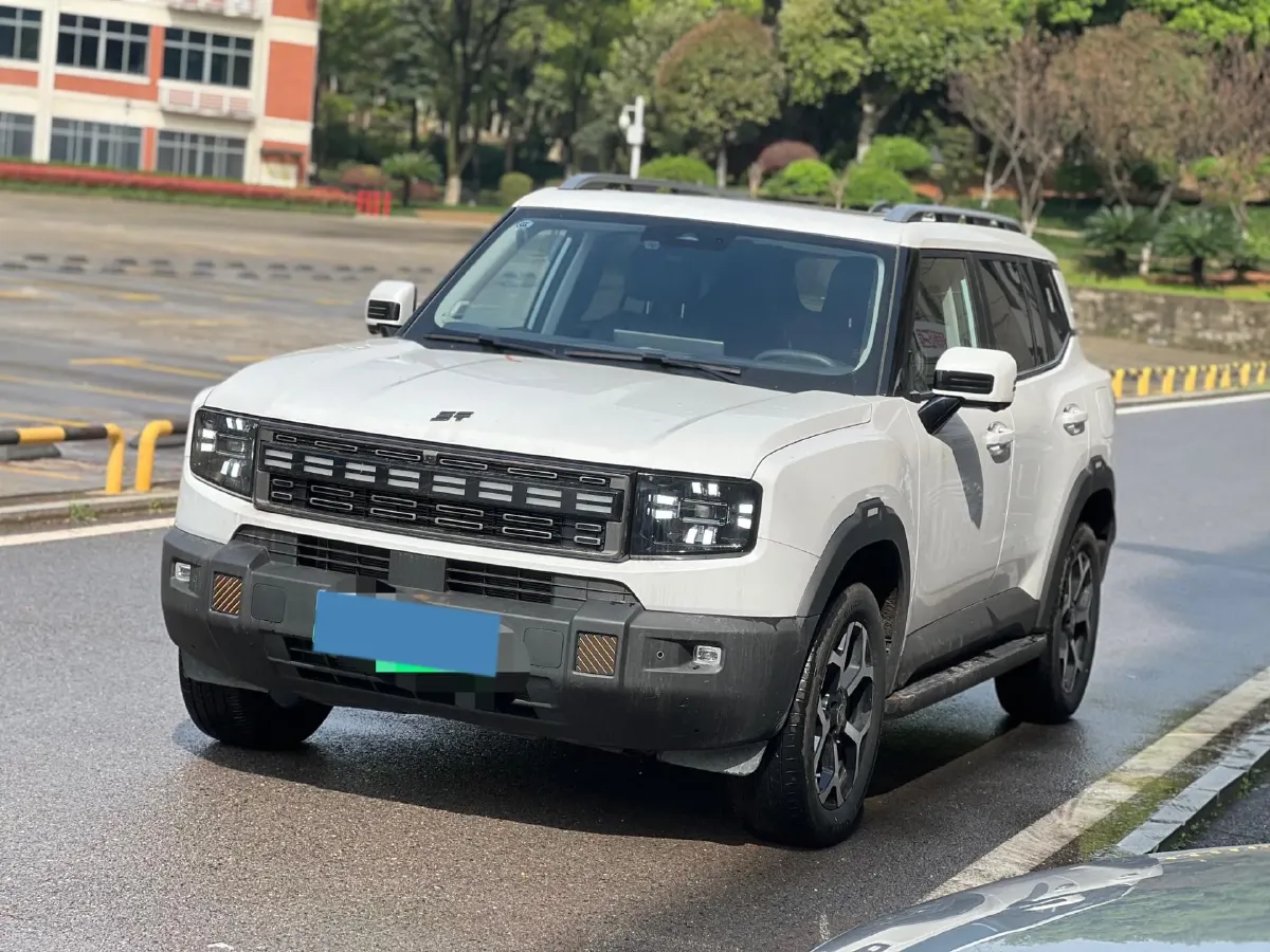 2025 MAXUS XinTu V70 2.0T 150HP L4 9AT,autocango,china used car exporter,china ev exporter,chinese used car exporter,chinese used ev exporter