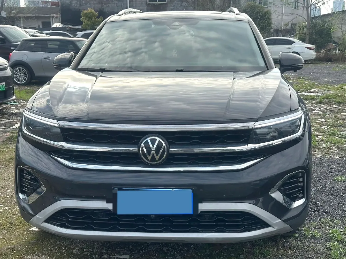 2021 Volkswagen Talagon 2.0T 220HP L4 7DCT,autocango,china used car exporter,china ev exporter,chinese used car exporter,chinese used ev exporter