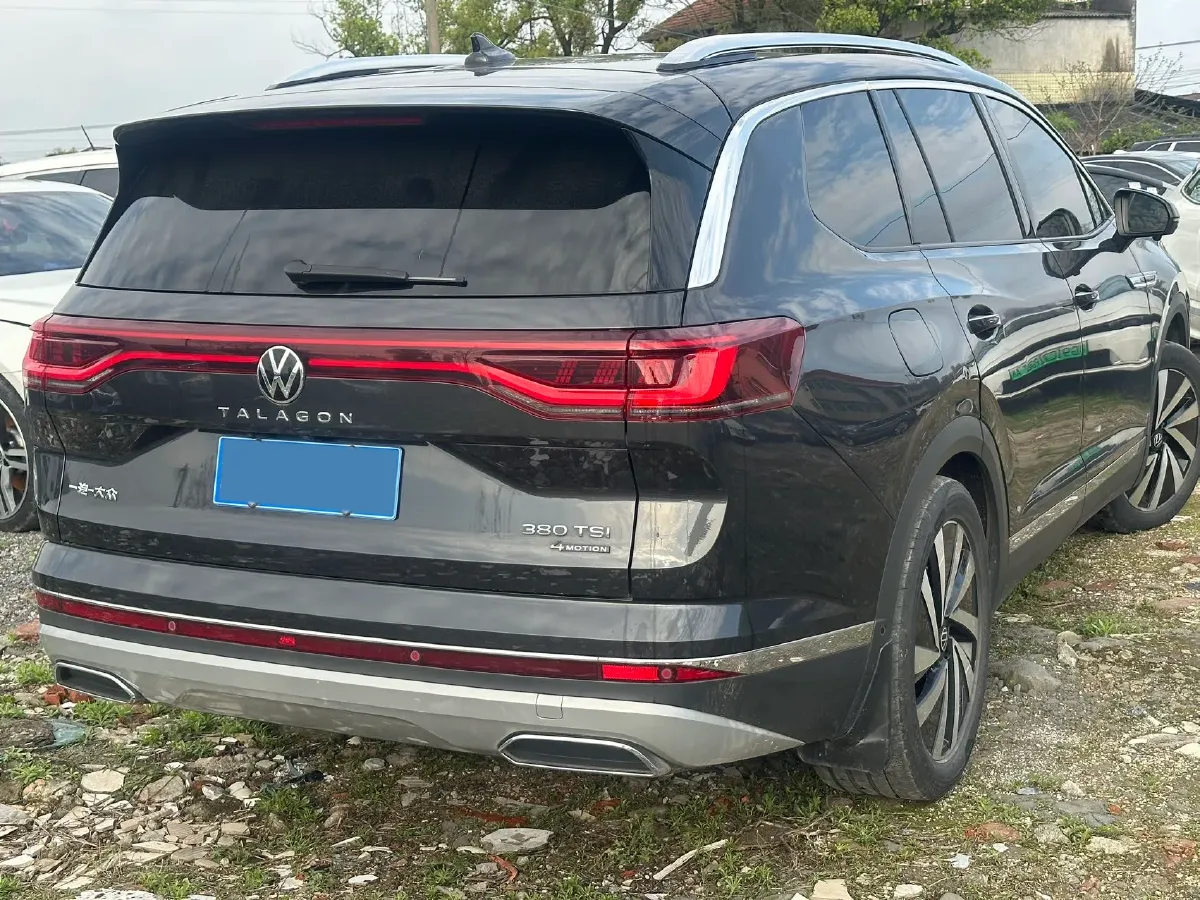 2021 Volkswagen Talagon 2.0T 220HP L4 7DCT,autocango,china used car exporter,china ev exporter,chinese used car exporter,chinese used ev exporter