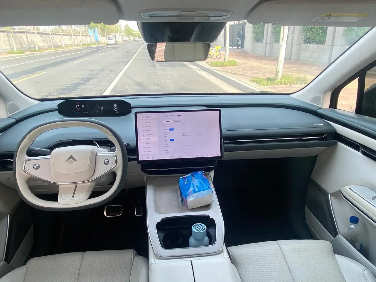 2023 HYPTEC HT BEV 80KWH,autocango,china used car exporter,china ev exporter,chinese used car exporter,chinese used ev exporter