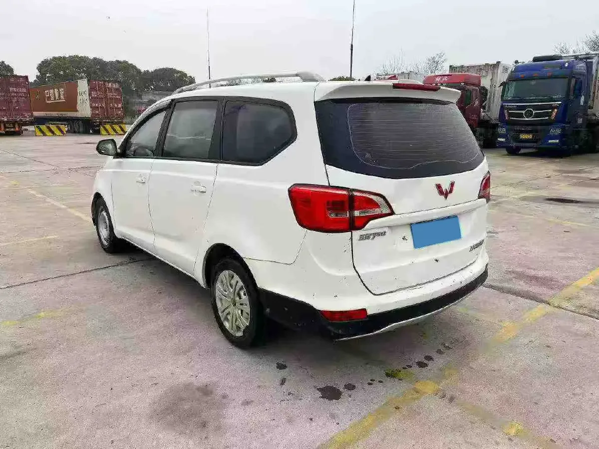 2020 WuLing 730 1.5L 105HP L4 6MT,autocango,china used car exporter,china ev exporter,chinese used car exporter,chinese used ev exporter