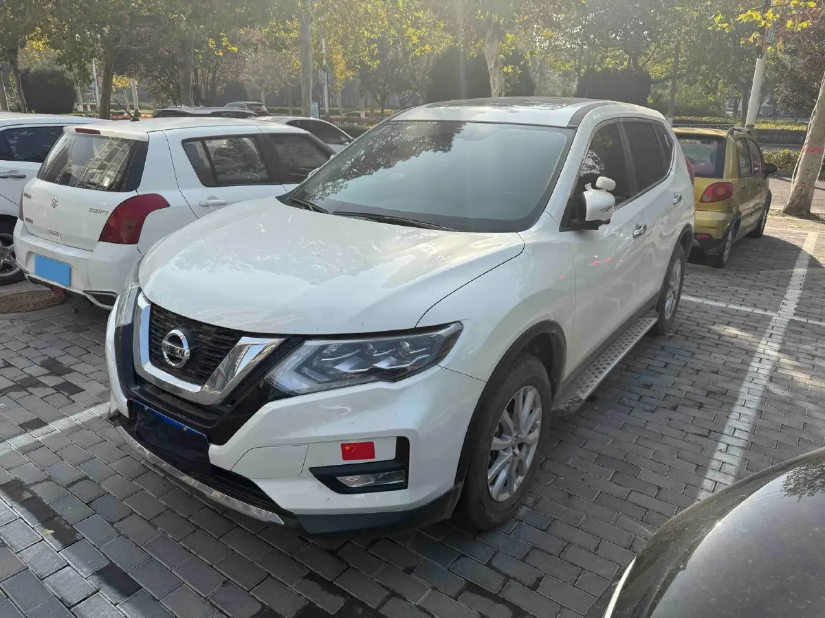 2023 Nissan X-Trail 2.0L 151HP L4 CVT,autocango,china used car exporter,china ev exporter,chinese used car exporter,chinese used ev exporter