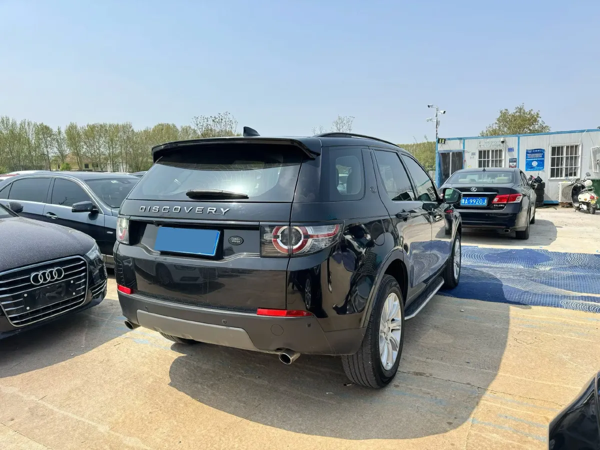 2018 Land Rover Discovery Sport 2.0T 241HP L4 9AT,autocango,china used car exporter,china ev exporter,chinese used car exporter,chinese used ev exporter