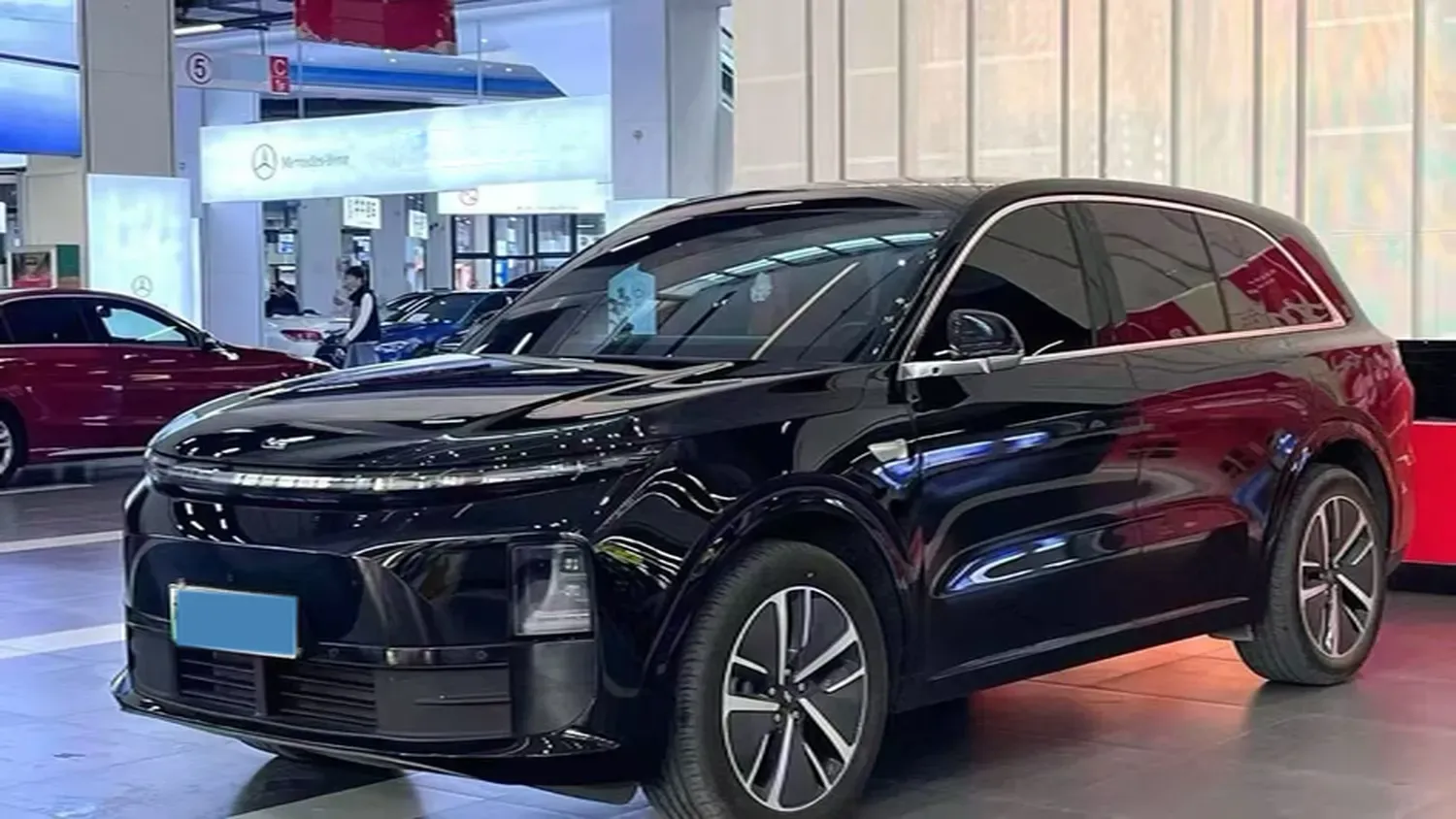 2024 Li L6 Range Extended 154HP L4 REEV 36.8KWH,autocango,china used car exporter,china ev exporter,chinese used car exporter,chinese used ev exporter