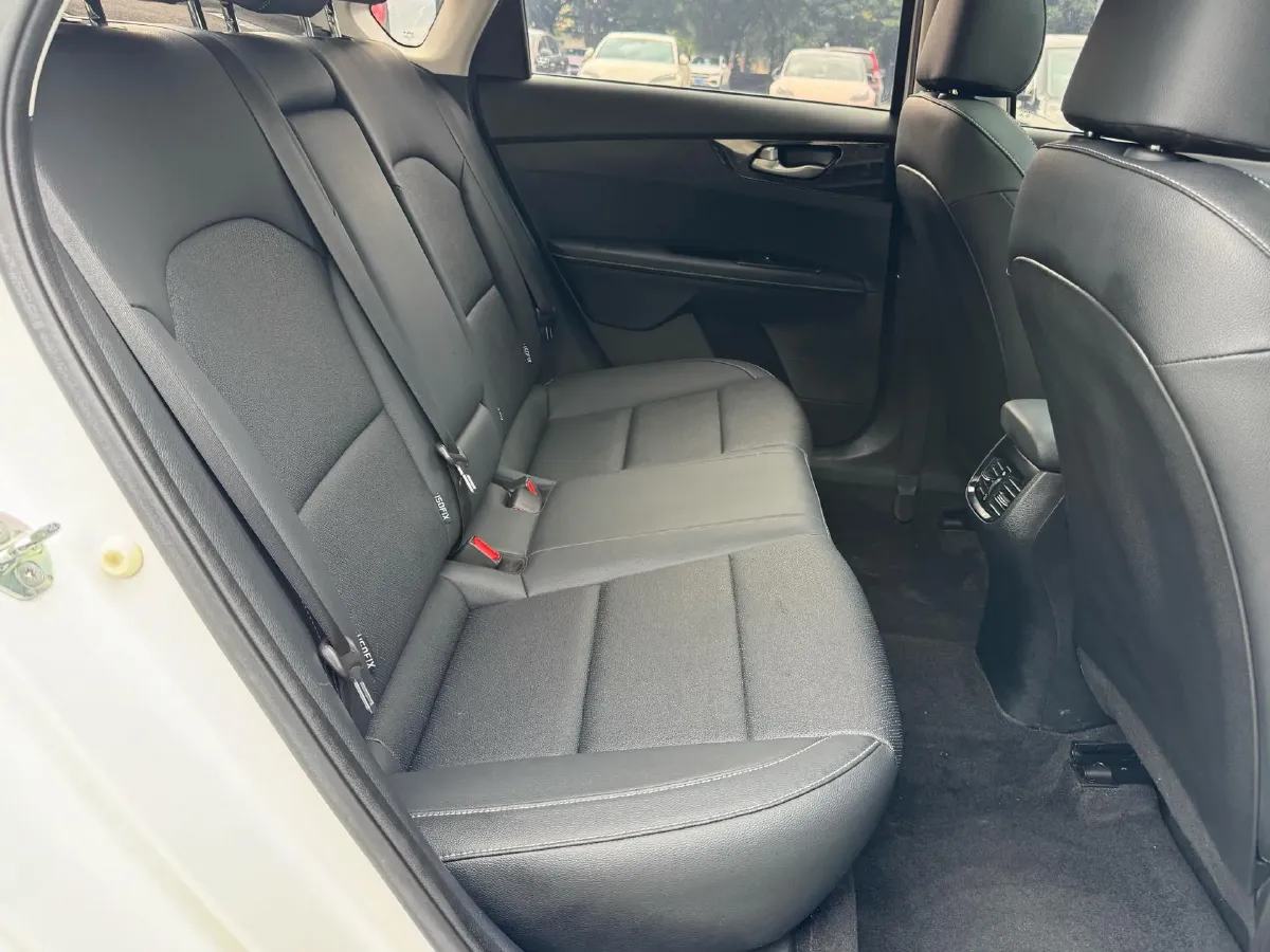 2021 Kia K3 1.5L 115HP L4 CVT,autocango,china used car exporter,china ev exporter,chinese used car exporter,chinese used ev exporter