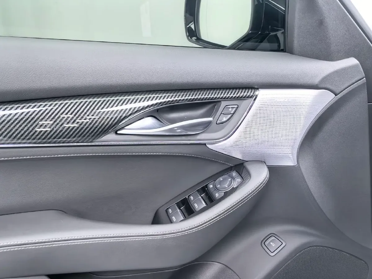 2023 Cadillac CT5 2.0T 237HP L4 10AT,autocango,china used car exporter,china ev exporter,chinese used car exporter,chinese used ev exporter