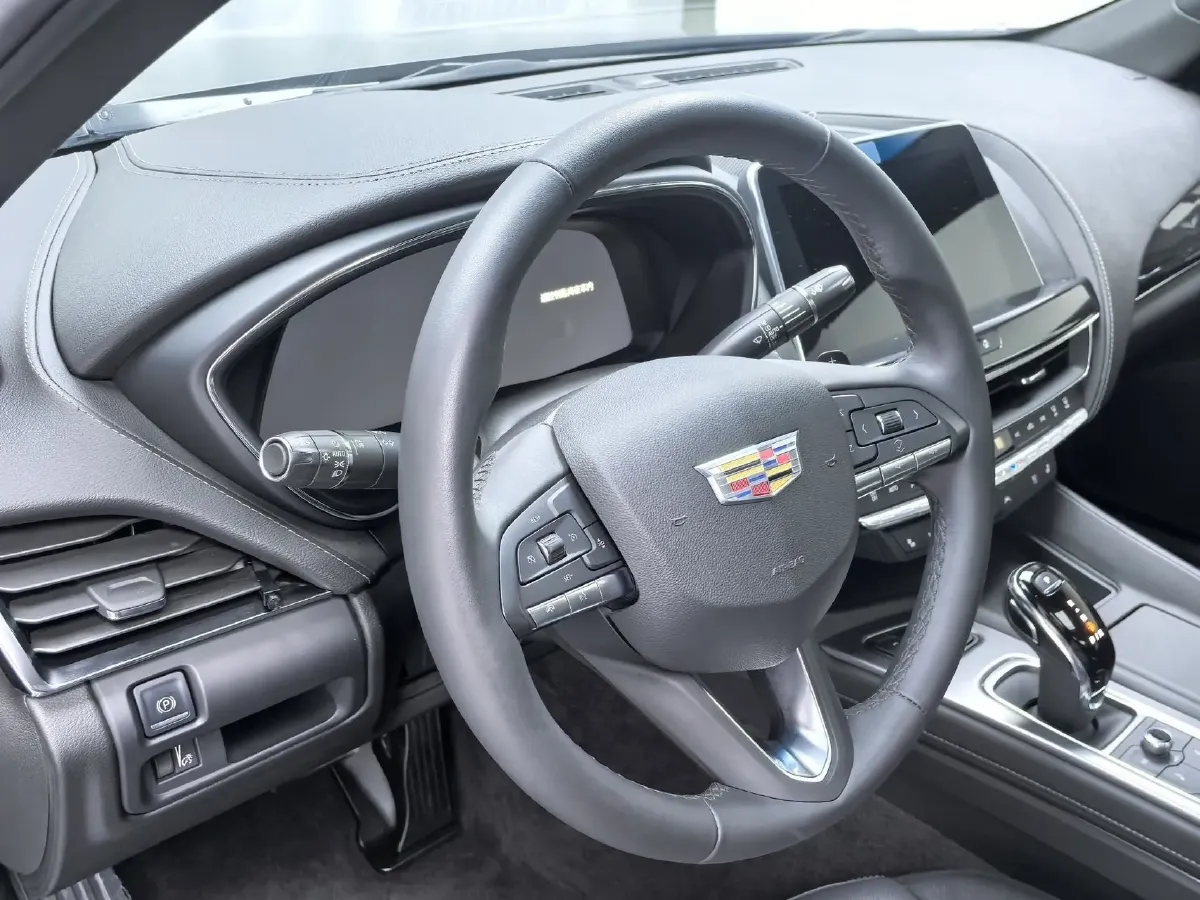 2023 Cadillac CT5 2.0T 237HP L4 10AT,autocango,china used car exporter,china ev exporter,chinese used car exporter,chinese used ev exporter