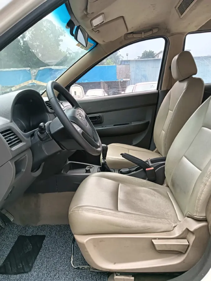 2016 WuLing HongGuang 1.5L 112HP L4 5MT,autocango,china used car exporter,china ev exporter,chinese used car exporter,chinese used ev exporter