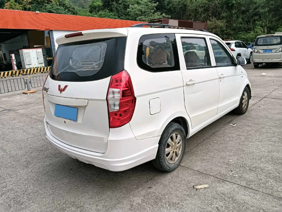 2016 WuLing HongGuang 1.5L 112HP L4 5MT,autocango,china used car exporter,china ev exporter,chinese used car exporter,chinese used ev exporter