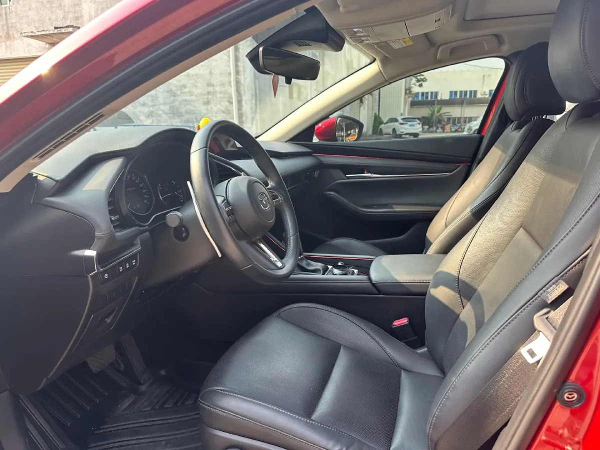 2022 Mazda 3 Axela 2.0L 158HP L4 6AT,autocango,china used car exporter,china ev exporter,chinese used car exporter,chinese used ev exporter