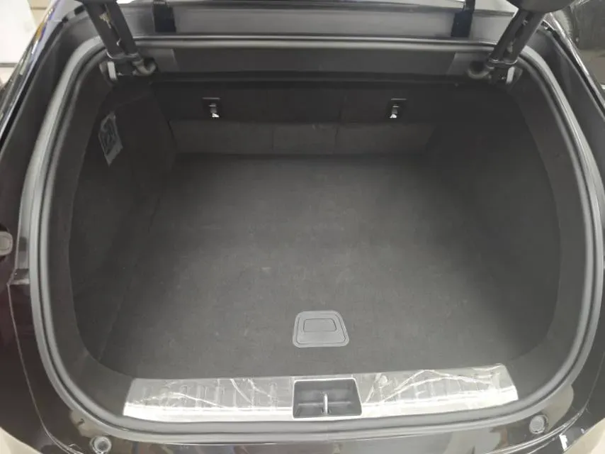 2025 Avatr 12 1.5T 156HP L4 REEV 39.05KWH,autocango,china used car exporter,china ev exporter,chinese used car exporter,chinese used ev exporter