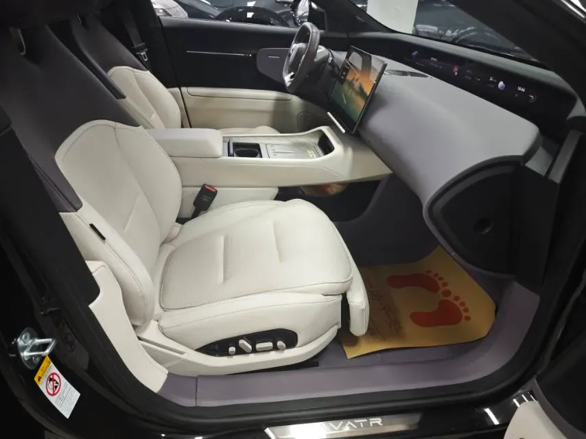 2025 Avatr 12 1.5T 156HP L4 REEV 39.05KWH,autocango,china used car exporter,china ev exporter,chinese used car exporter,chinese used ev exporter