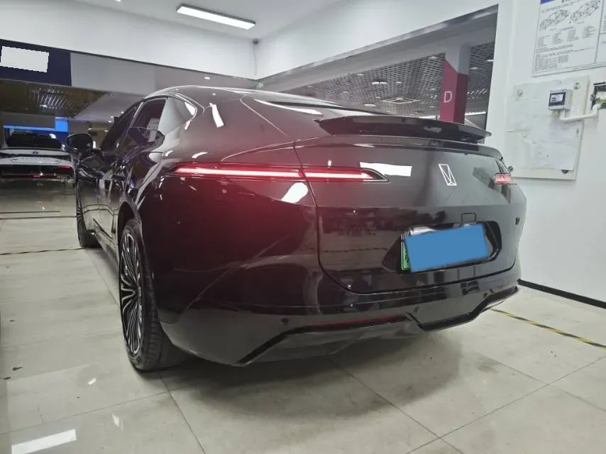 2025 Avatr 12 1.5T 156HP L4 REEV 39.05KWH,autocango,china used car exporter,china ev exporter,chinese used car exporter,chinese used ev exporter