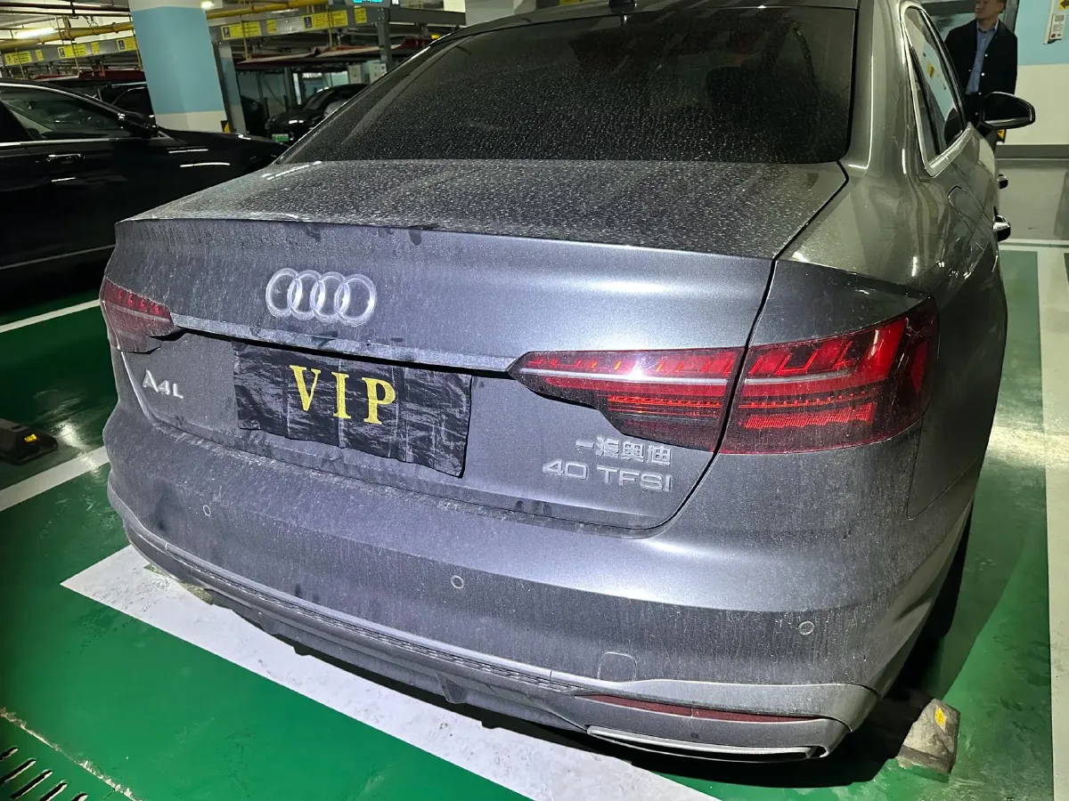 2020 Audi A4L 2.0T 190HP L4 7DCT,autocango,china used car exporter,china ev exporter,chinese used car exporter,chinese used ev exporter
