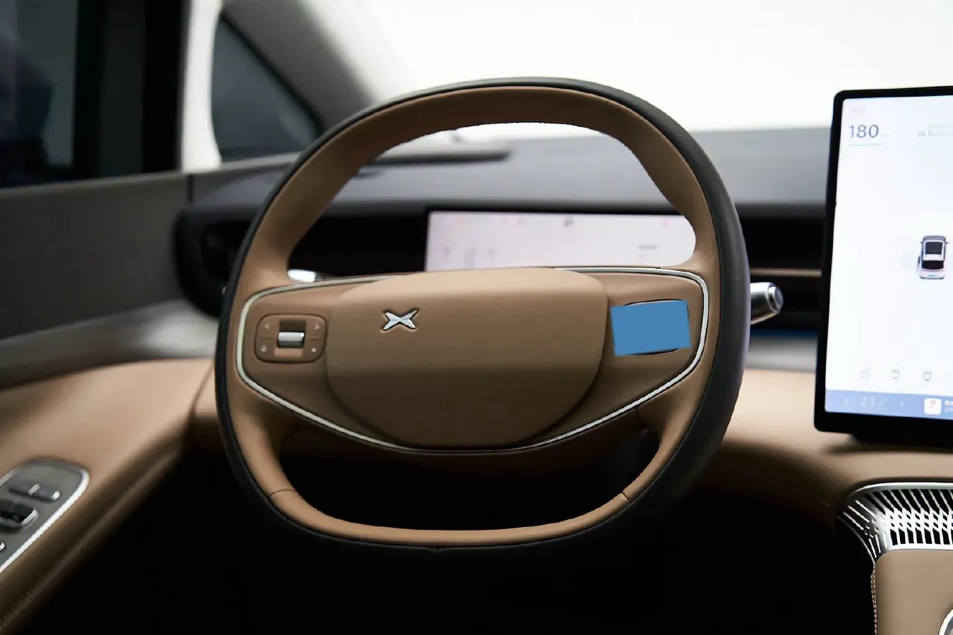 2025 Xpeng X9 BEV,autocango,china used car exporter,china ev exporter,chinese used car exporter,chinese used ev exporter