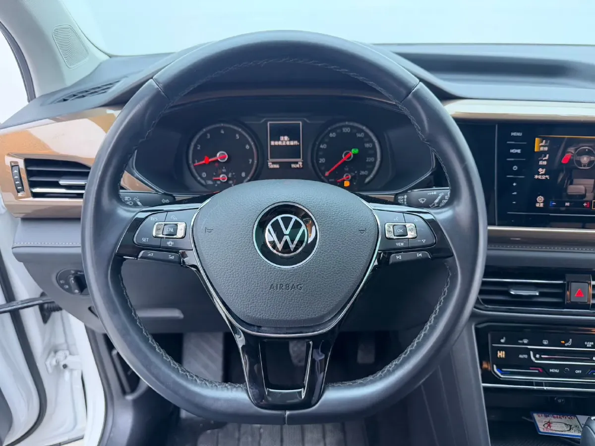 2021 Volkswagen Tharu 1.4T 150HP L4 7DCT,autocango,china used car exporter,china ev exporter,chinese used car exporter,chinese used ev exporter