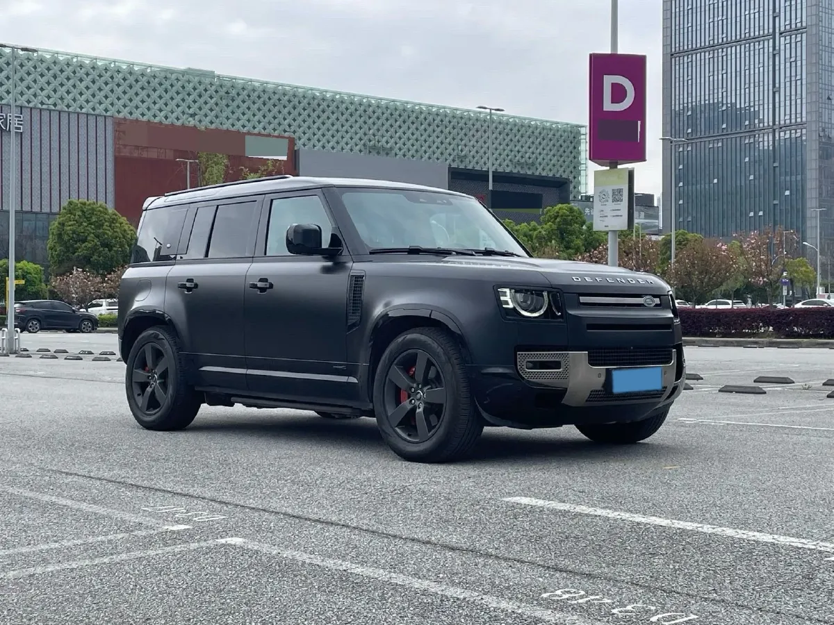 2024 Land Rover Defender 3.0T 400HP L6 8AT,autocango,china used car exporter,china ev exporter,chinese used car exporter,chinese used ev exporter