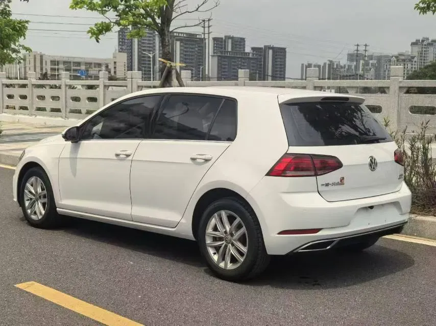 2018 Volkswagen Golf 1.6L 110HP L4 6AT,autocango,china used car exporter,china ev exporter,chinese used car exporter,chinese used ev exporter