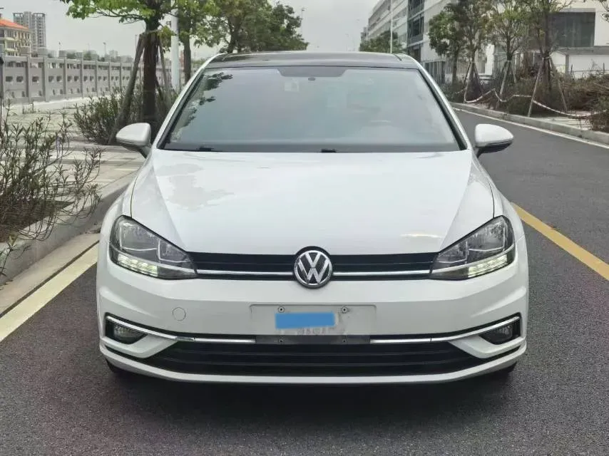 2018 Volkswagen Golf 1.6L 110HP L4 6AT,autocango,china used car exporter,china ev exporter,chinese used car exporter,chinese used ev exporter