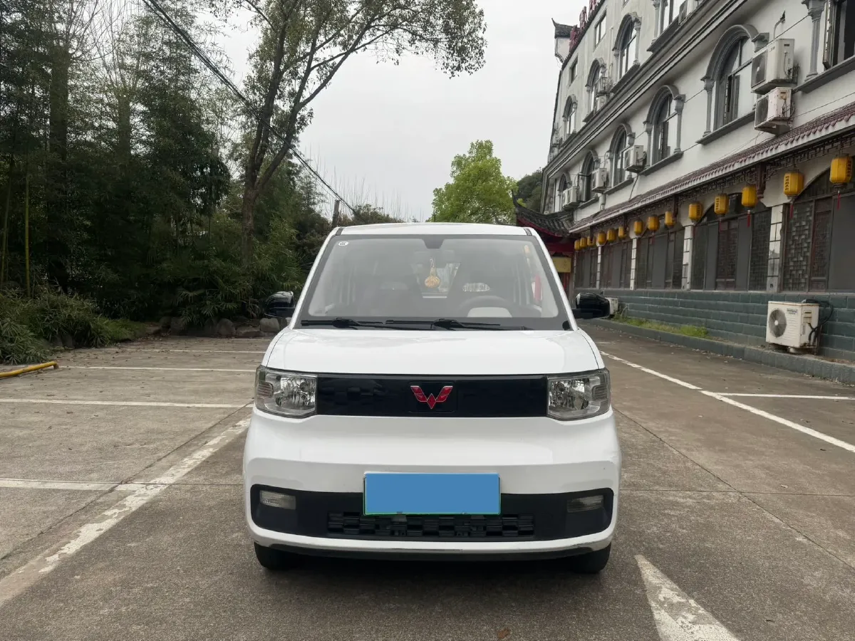 2020 WuLing HongGuang MINI EV BEV 9.3KWH,autocango,china used car exporter,china ev exporter,chinese used car exporter,chinese used ev exporter