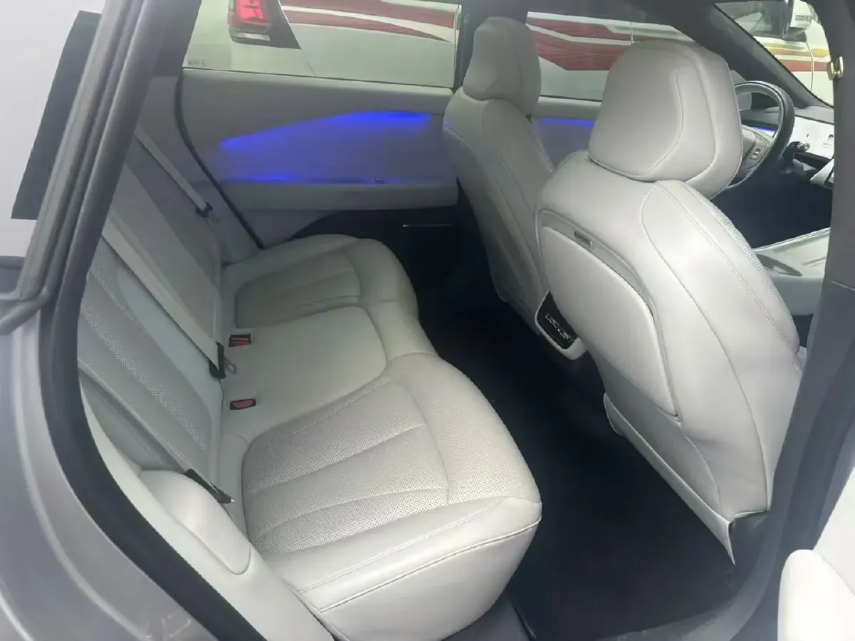 2024 Xpeng P7+ BEV 60.7KWH,autocango,china used car exporter,china ev exporter,chinese used car exporter,chinese used ev exporter