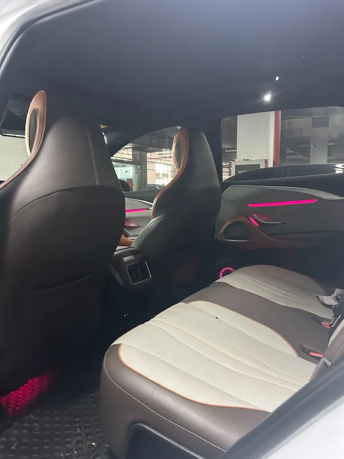 2022 LYNK&CO 03 1.5T 180HP L3 7DCT,autocango,china used car exporter,china ev exporter,chinese used car exporter,chinese used ev exporter