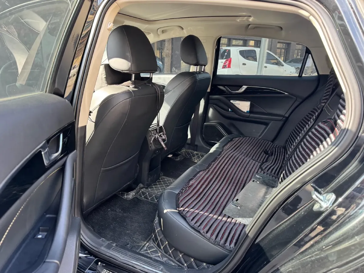 2022 DongFeng Fengon Fengon 580 1.5T 184HP L4 6AT,autocango,china used car exporter,china ev exporter,chinese used car exporter,chinese used ev exporter