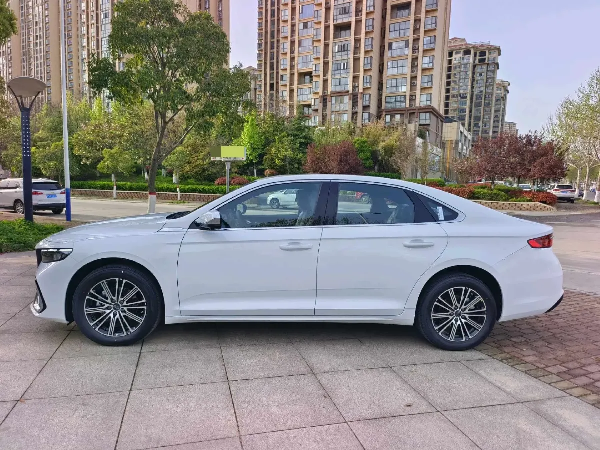 2026 Geely Preface 1.5T 181HP L4 7DCT,autocango,china used car exporter,china ev exporter,chinese used car exporter,chinese used ev exporter