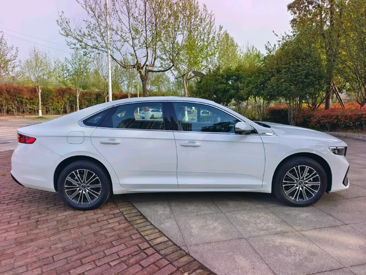 2026 Geely Preface 1.5T 181HP L4 7DCT,autocango,china used car exporter,china ev exporter,chinese used car exporter,chinese used ev exporter