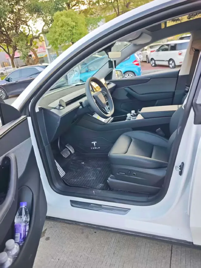 2026 Tesla Model Y BEV,autocango,china used car exporter,china ev exporter,chinese used car exporter,chinese used ev exporter