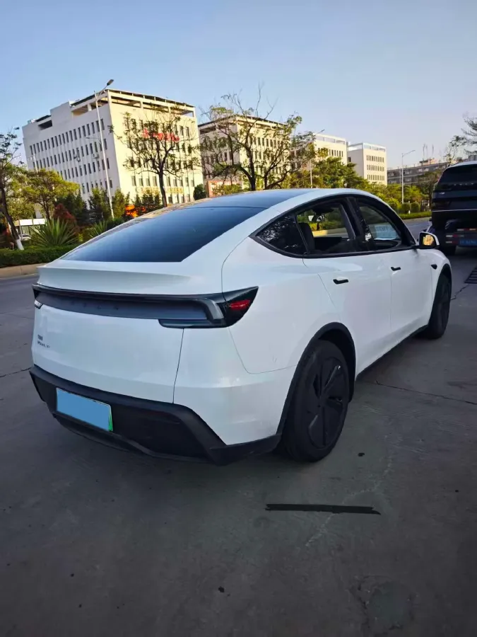2026 Tesla Model Y BEV,autocango,china used car exporter,china ev exporter,chinese used car exporter,chinese used ev exporter