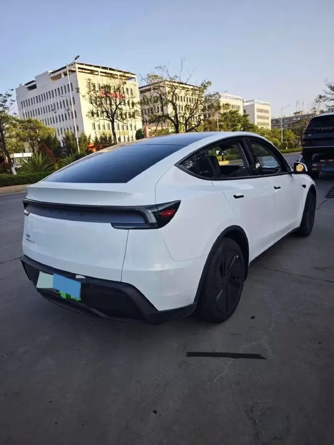 2026 Tesla Model Y BEV,autocango,china used car exporter,china ev exporter,chinese used car exporter,chinese used ev exporter