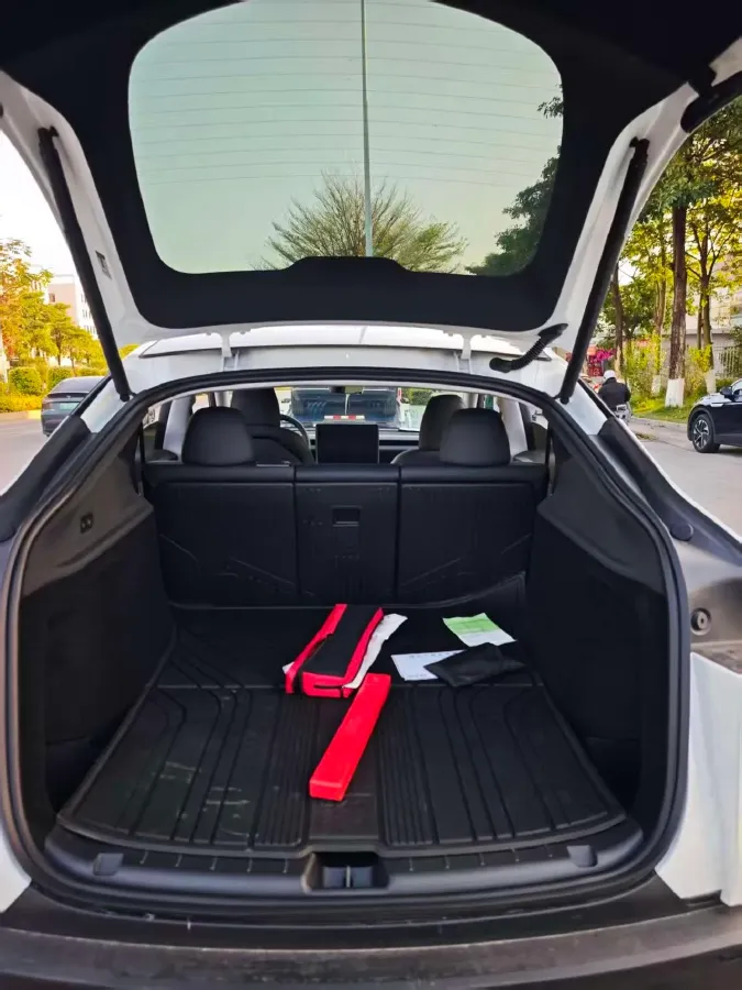 2026 Tesla Model Y BEV,autocango,china used car exporter,china ev exporter,chinese used car exporter,chinese used ev exporter