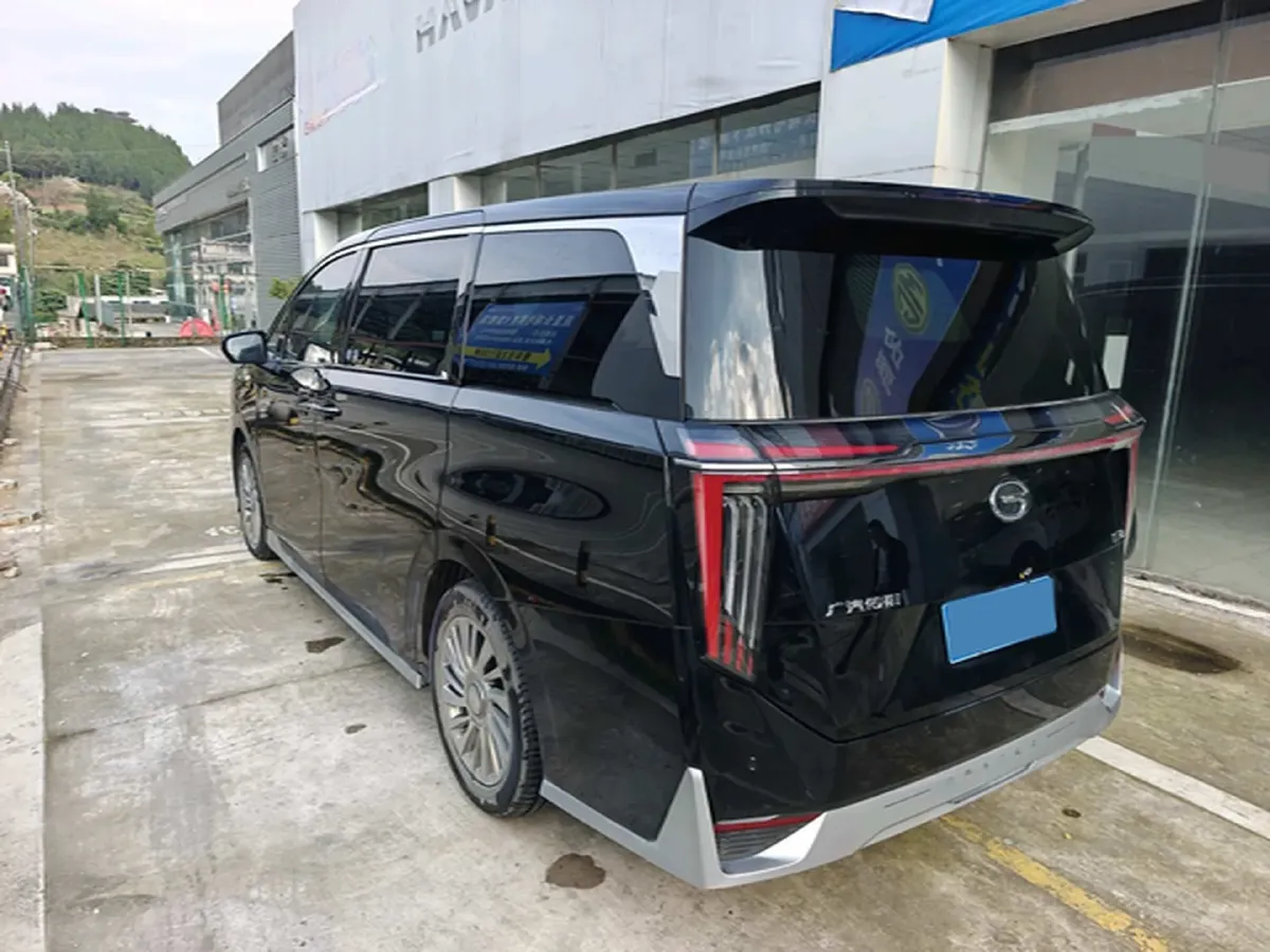 2024 GAC Trumpchi M8 2.0T 252HP L4 8AT,autocango,china used car exporter,china ev exporter,chinese used car exporter,chinese used ev exporter