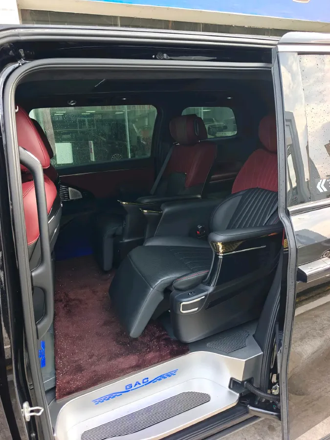 2024 GAC Trumpchi M8 2.0T 252HP L4 8AT,autocango,china used car exporter,china ev exporter,chinese used car exporter,chinese used ev exporter