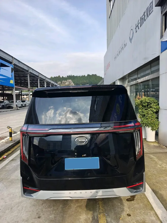 2024 GAC Trumpchi M8 2.0T 252HP L4 8AT,autocango,china used car exporter,china ev exporter,chinese used car exporter,chinese used ev exporter