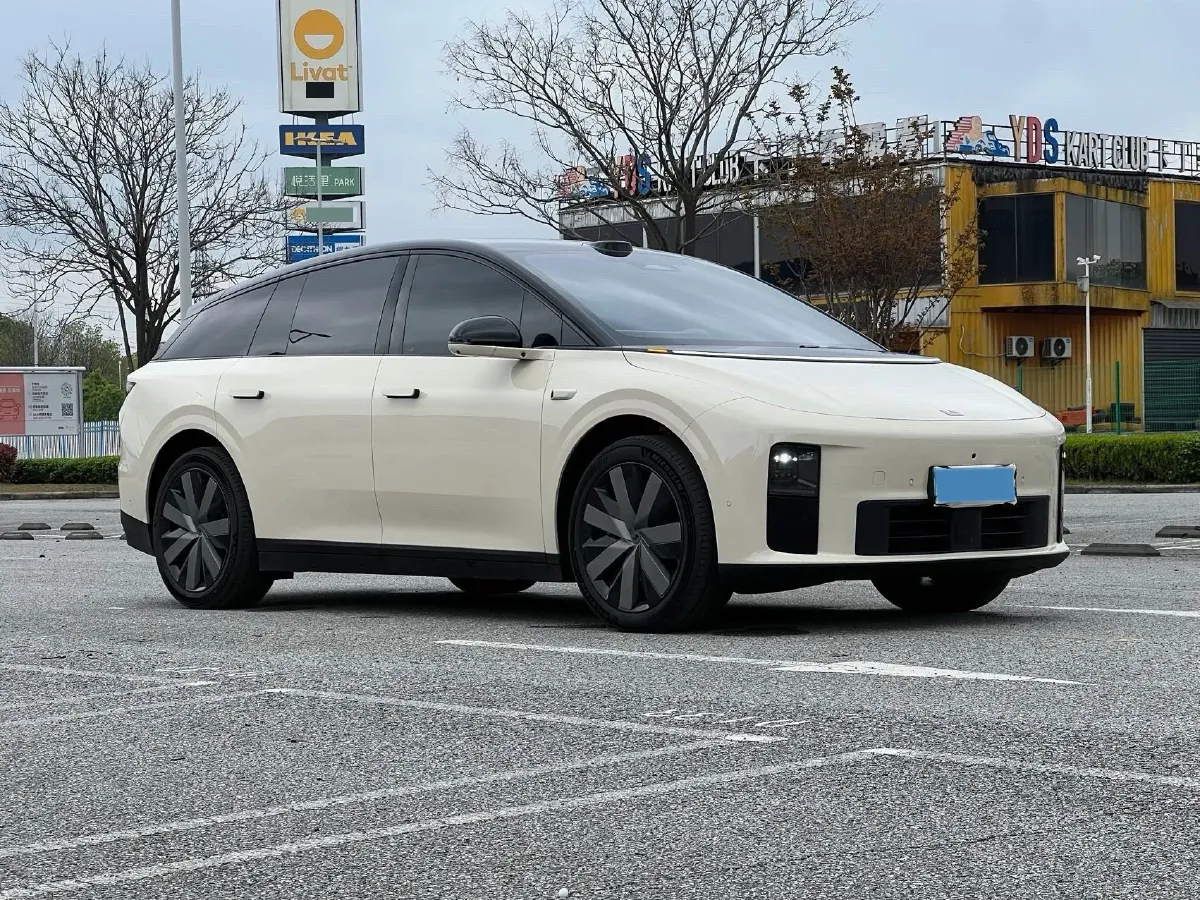 2025 Li i6 BEV,autocango,china used car exporter,china ev exporter,chinese used car exporter,chinese used ev exporter