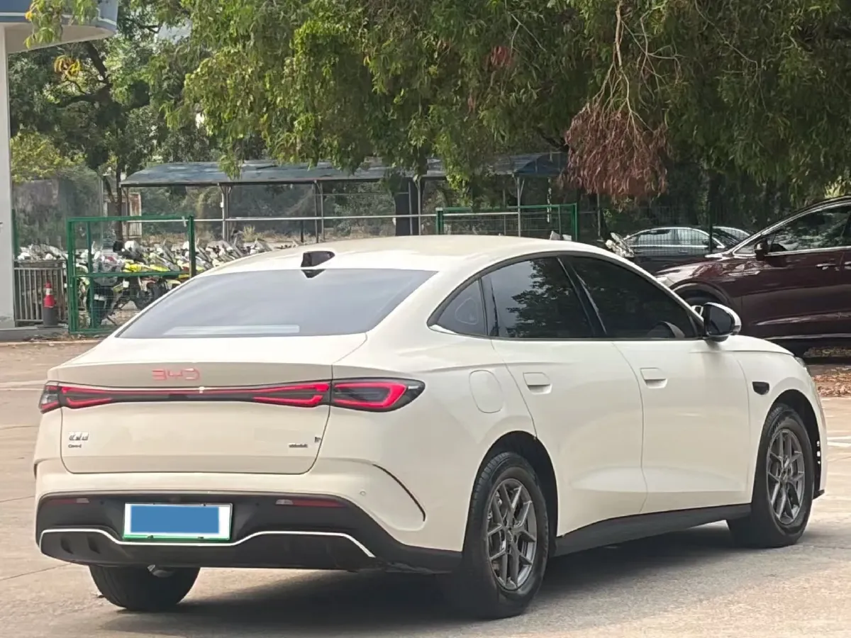 2025 BYD Seal06 1.5L 101HP L4 E-CVT PHEV 10.08KWH,autocango,china used car exporter,china ev exporter,chinese used car exporter,chinese used ev exporter