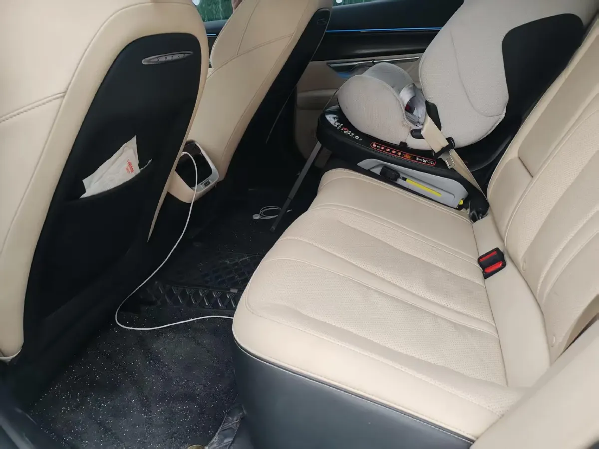 2021 Iveco OuSheng 3.0T 180HP L4 8AT,autocango,china used car exporter,china ev exporter,chinese used car exporter,chinese used ev exporter