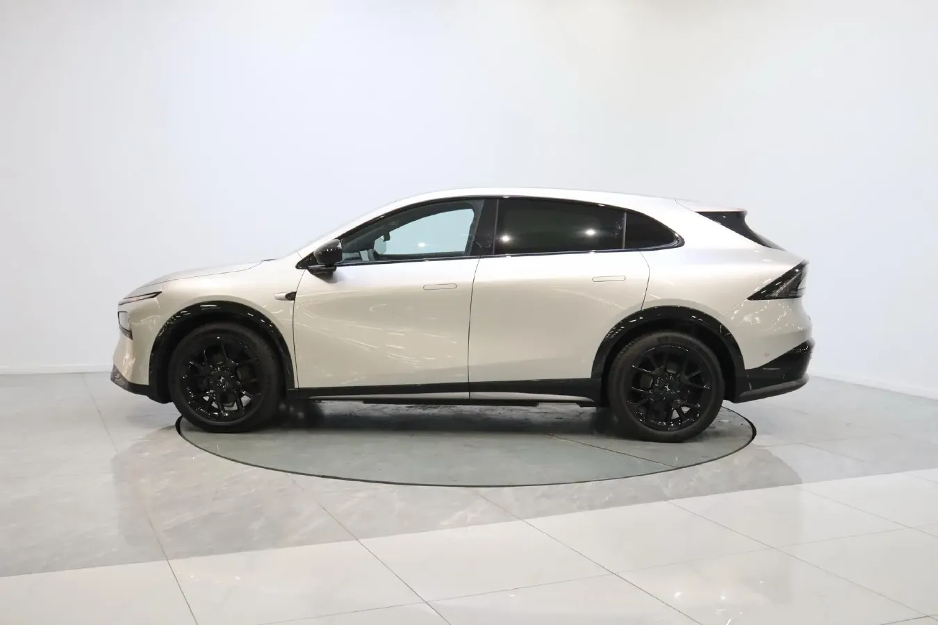 2025 Xpeng G7 BEV,autocango,china used car exporter,china ev exporter,chinese used car exporter,chinese used ev exporter