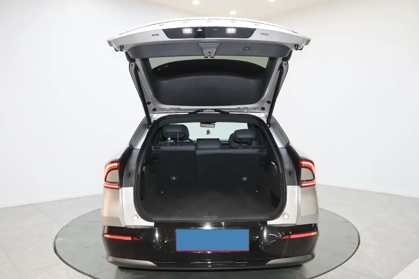 2025 Xpeng G7 BEV,autocango,china used car exporter,china ev exporter,chinese used car exporter,chinese used ev exporter