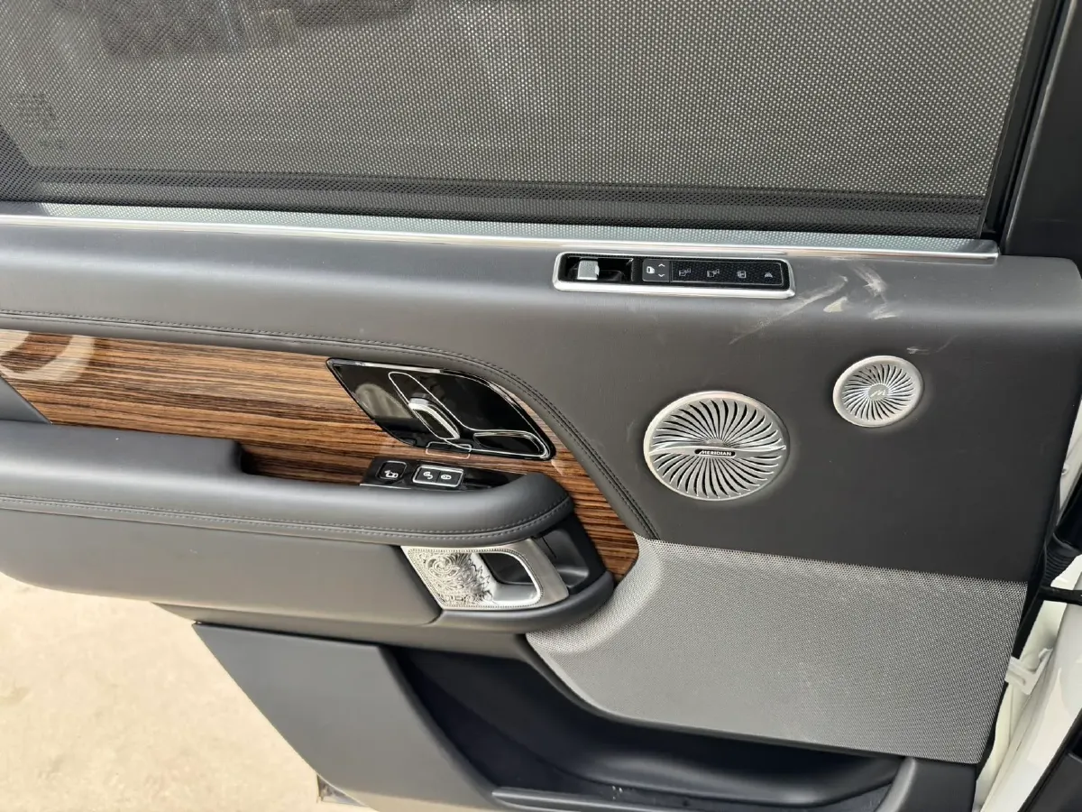 2018 Land Rover Range Rover 3.0T 381HP V6 8AT,autocango,china used car exporter,china ev exporter,chinese used car exporter,chinese used ev exporter