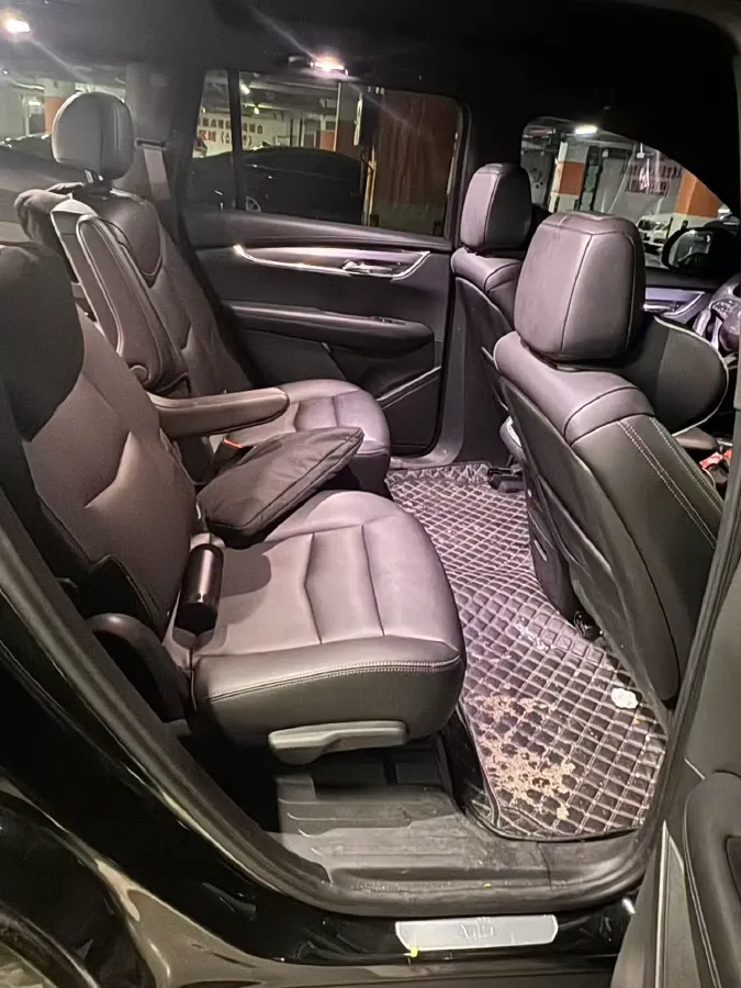 2021 Cadillac XT6 2.0T 237HP L4 9AT,autocango,china used car exporter,china ev exporter,chinese used car exporter,chinese used ev exporter