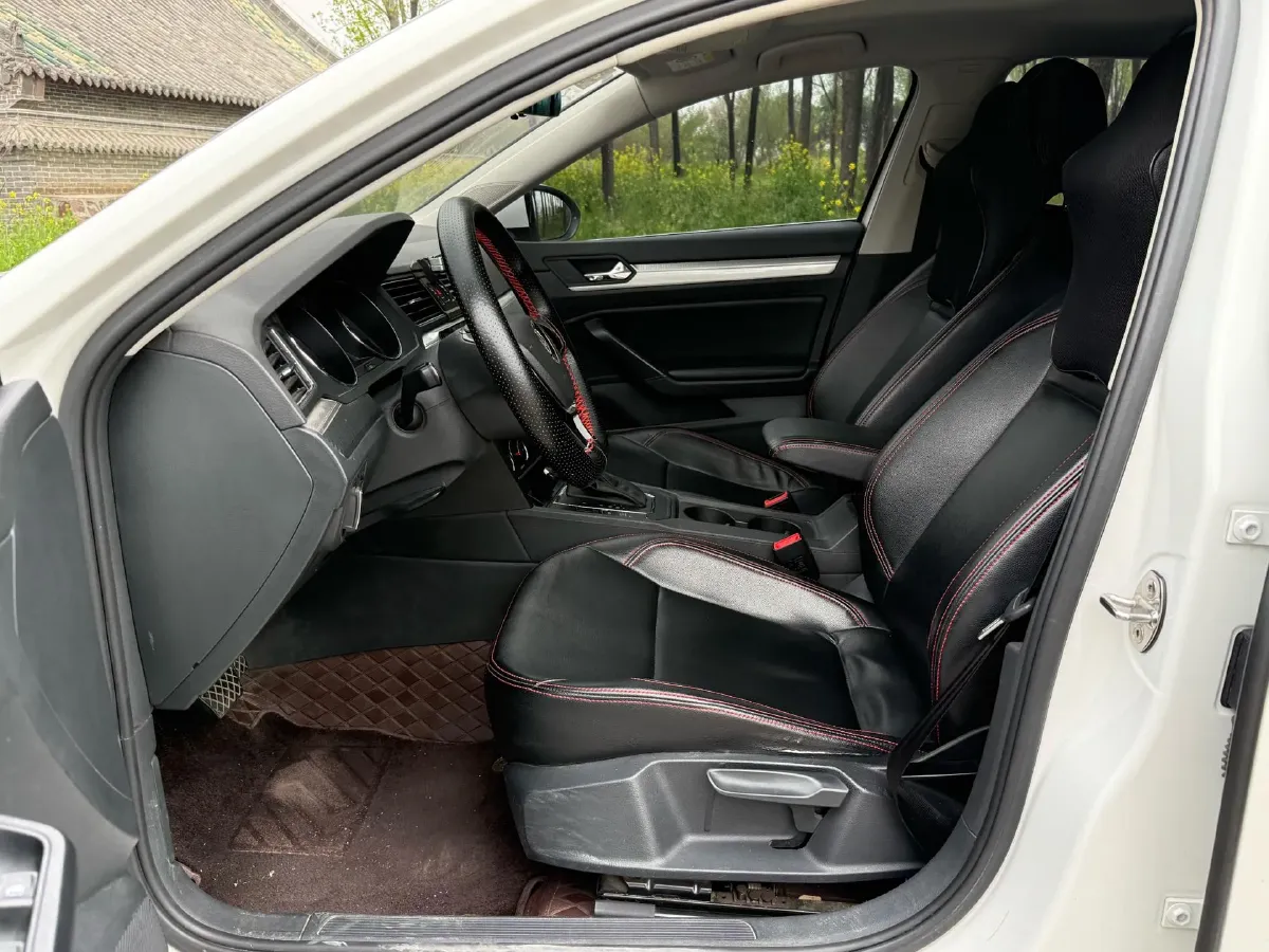 2018 Volkswagen Lamando 1.4T 131HP L4 7DCT,autocango,china used car exporter,china ev exporter,chinese used car exporter,chinese used ev exporter