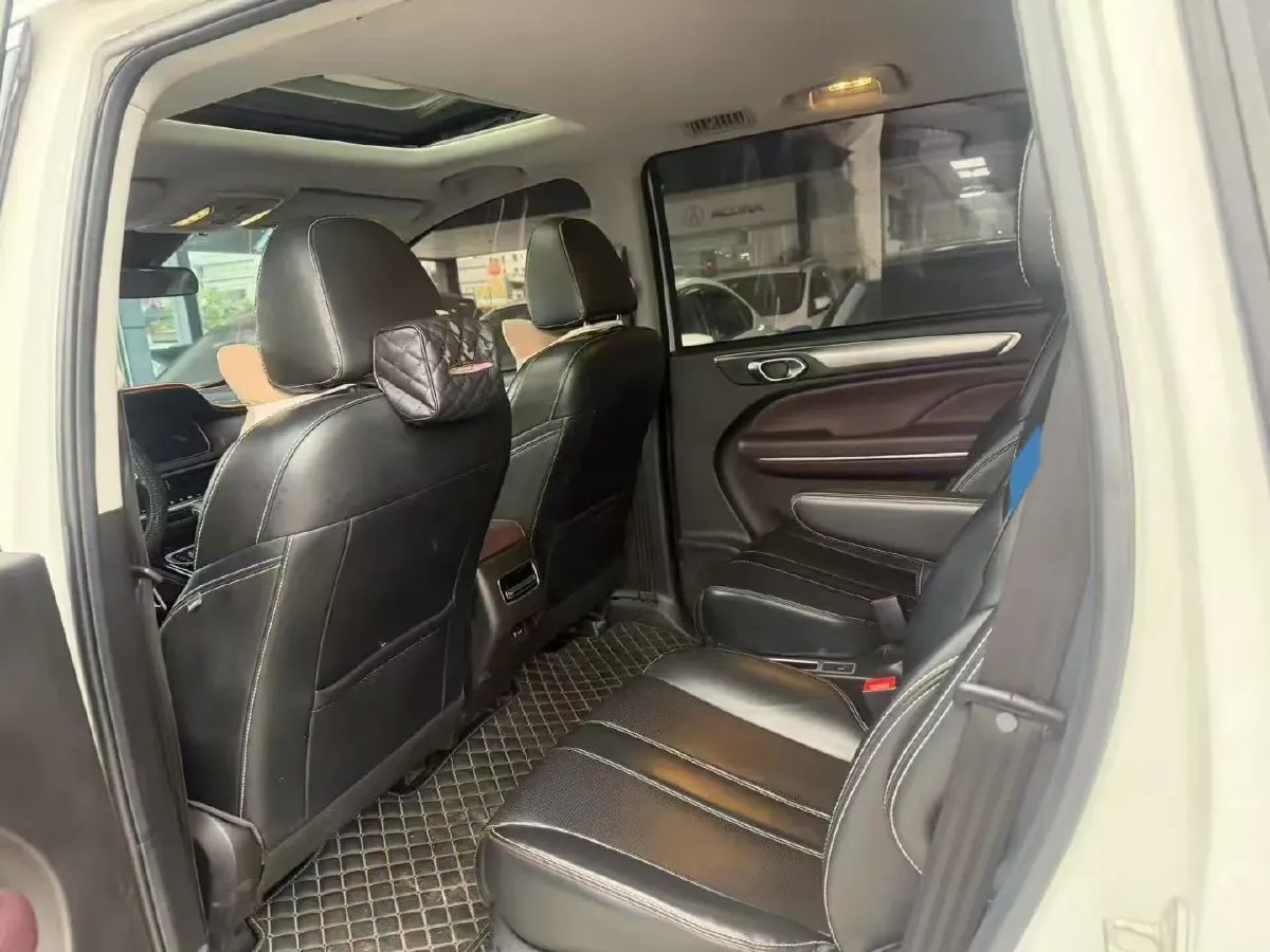 2023 GAC Trumpchi M6 1.5T 177HP L4 7DCT,autocango,china used car exporter,china ev exporter,chinese used car exporter,chinese used ev exporter