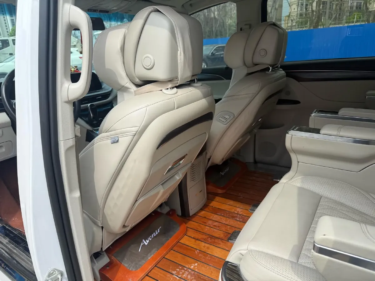 2020 Buick GL8 2.0T 237HP L4 9AT,autocango,china used car exporter,china ev exporter,chinese used car exporter,chinese used ev exporter